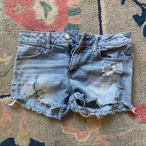 3/$25 ✨ American Eagle high rise shorts size 4